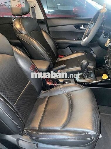 Kia Cerato 1.6 MT 2021 - 435 Triệu