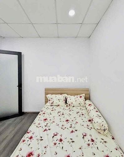 Ngang xịn gần 5m - 2 Tầng Tân Bình - 2PN & 2WC - 3 bước chân ra HXH