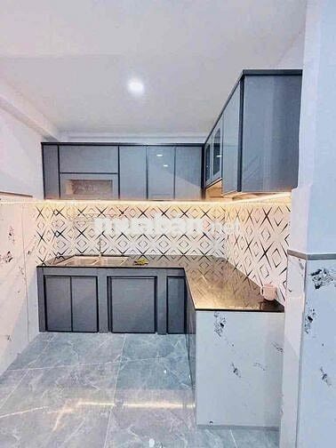 Ngang xịn gần 5m - 2 Tầng Tân Bình - 2PN & 2WC - 3 bước chân ra HXH