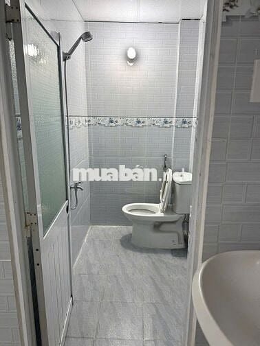 Cho Thuê Nhà Suốt Rộng Đường Đỗ Nhuận, Tân Phú ( KD Tự Do - 4x20m )