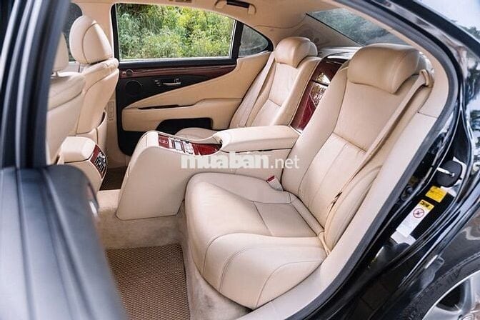 Lexus LS 600hL 2010 - 98000 km