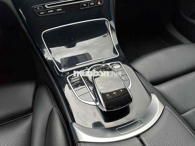 Mercedes Benz C Class 2016 C200 - 77000 km