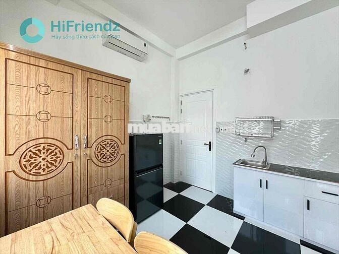 Căn hộ mini Full nội thất thang máy Dương Bá Trac Q8 có ban công nhỏ