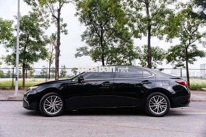 Lexus ES 350 2015 - 110000 km