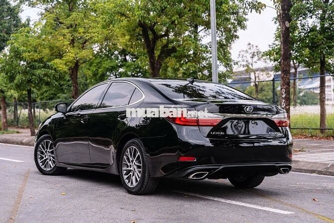 Lexus ES 350 2015 - 110000 km