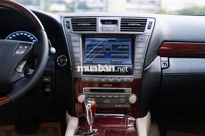 Lexus LS 600hL 2010 - 98000 km