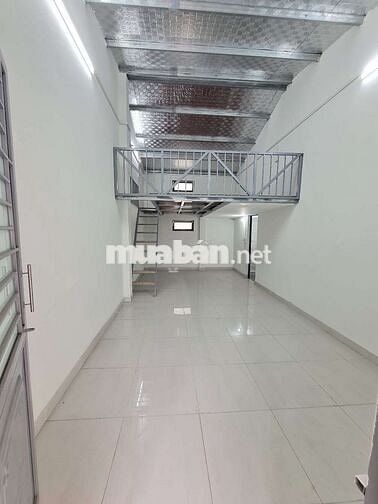 Phòng khép kín mới xây 30-40m2,ngõ ô tô, phúc đồng, long biên