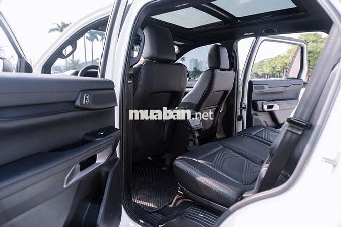 Ford Everest Titanium+ 2.0 AT 4x4 2024 - 19000 km