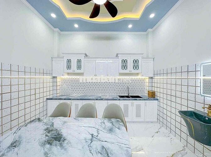 Nhà Lầu Mới Xây Hẻm 876 Đường Trần Nam Phú