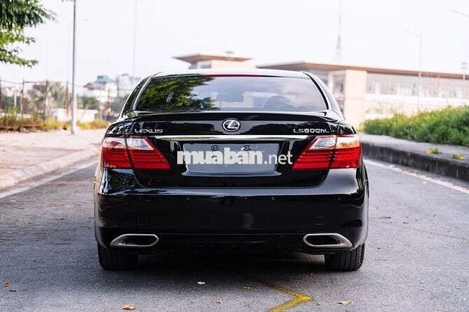 Lexus LS 600hL 2010 - 98000 km