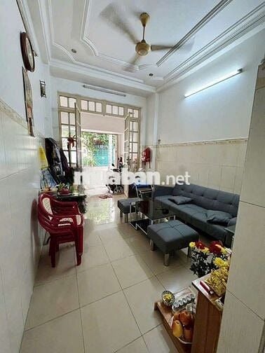 Cho thuê nhà MTKD Lê Niệm p. Phú thạnh quận Tân Phú