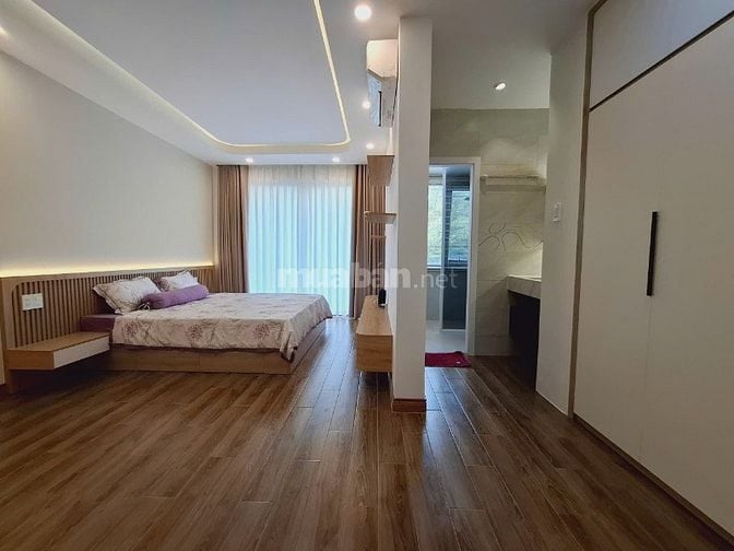Nhà cho thuê nguyên căn trong khu biệt lập, nội thất cao cấp