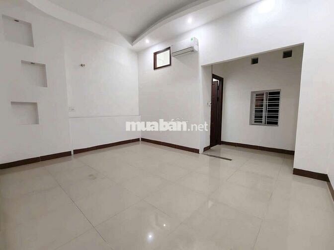 🛑 CHO THUÊ NHÀ 3 TẦNG ĐƯỜNG: TRỊNH ĐÌNH THẢO - 5PN - 4wc - Sân ô tô