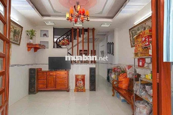 Bán Nhà 2 Tầng Dĩ An,60m2, Ngõ rộng xe hơi tránh, SHR , Chỉ hơn 3 tỷ
