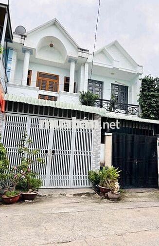 Bán Nhà 2 Tầng Dĩ An,60m2, Ngõ rộng xe hơi tránh, SHR , Chỉ hơn 3 tỷ