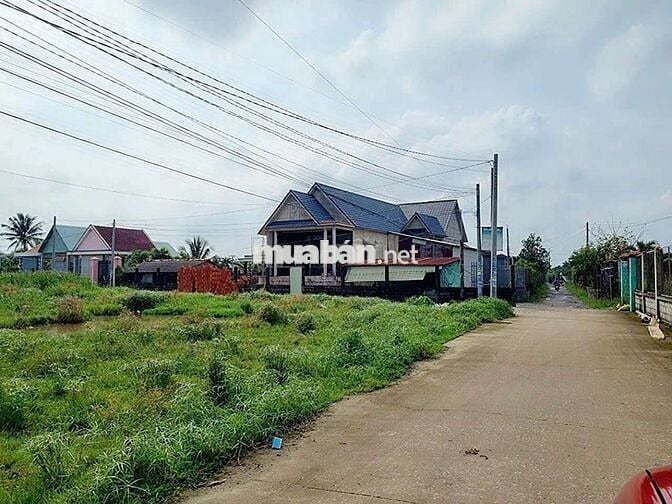 Bán đất đức hòa đông 303m2 thổ giá 1 tỷ 9 chính chủ