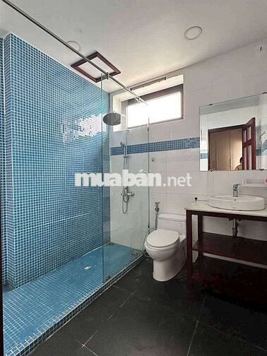 Nhà Chín Chủ Cho Thuê 7,5x18 2Lầu 5pn 6wc