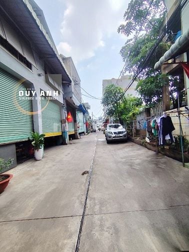 Cho thuê xưởng, kho chứa hàng, HXT đường 7m / chỉ 18tr/ đẹp như hình