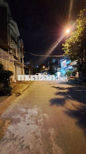 MẶT BẰNG TÒA NHÀ CAO TẦNG NGAY BẾN XE QUẬN 8