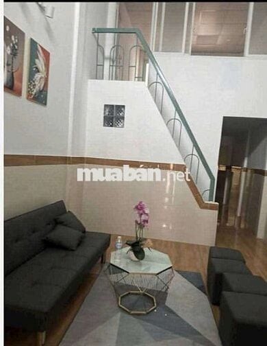 Cho thuê nhà mới đẹp hẻm 7m ngay ngã tư Trung Chánh, Quận 12