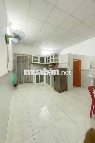 Chính Chủ Cấn Sang Nhượng Lại Căn Nhà Mặt Tiền Chợ Bình Chánh