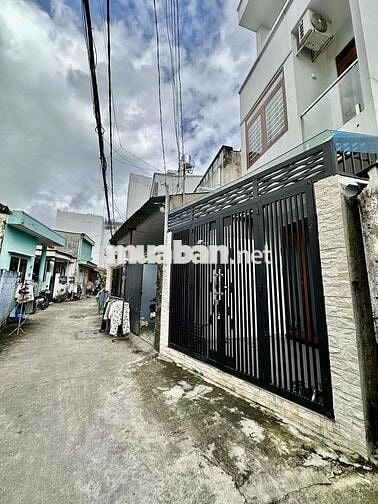 BÁN GẤP NHÀ MỚI TINH GẦN HOÀNG DIỆU 2 THỦ ĐỨC