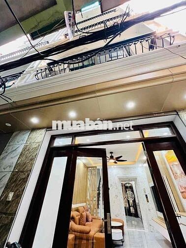 NHÀ MỚI KOONG 100% – LÔ GÓC – THANG MÁY – LÕI HAI BÀ TRƯNG