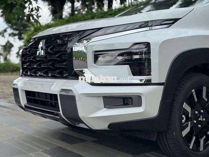 XPANDER CROSS FACELIST MY 26 MỚI