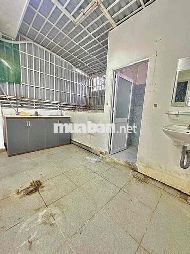 Cho thuê căn hộ giá rẻ 60m2 siêu rộng giá quá hời có thể ở nhiều người