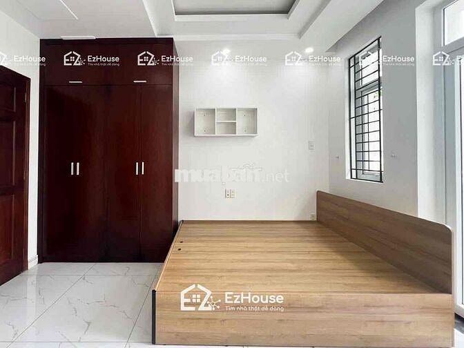 Phòng có 2 mặt tiền ở đường Dương quảng hàm full nội thất ban công