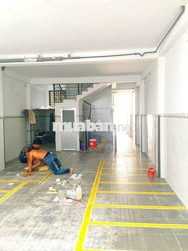 Phòng gác máy lạnh gần iuh và văn lang