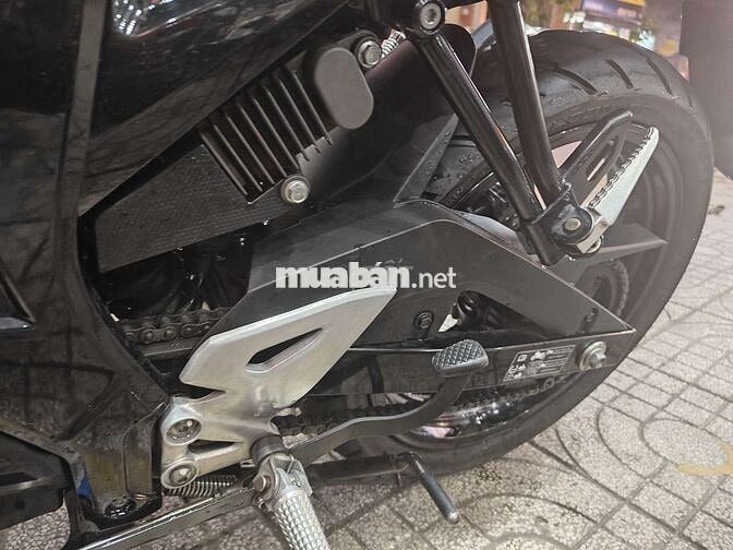 Bandit 150 BSTP zin keng