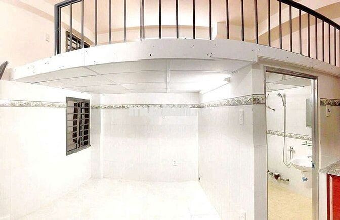 Phòng gác máy lạnh gần iuh và văn lang