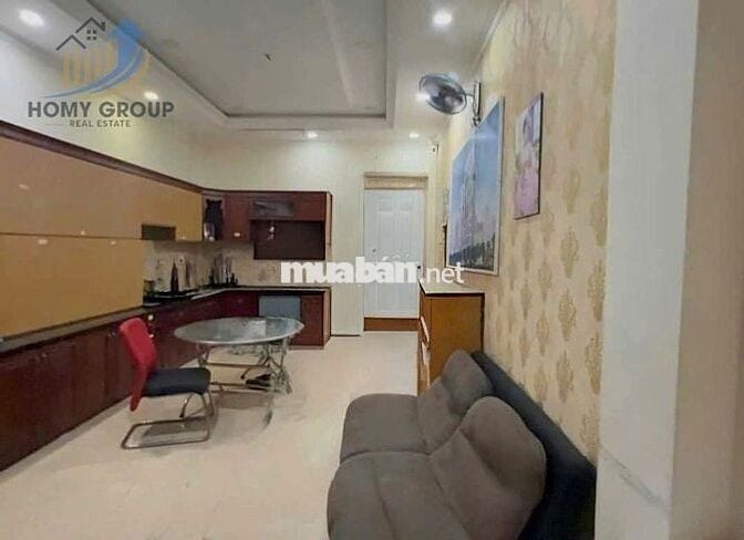 NHÀ ĐẸP 3 LẦU 4PN 5WC, SÂN ĐẬU OTO, GẦN VẠN PHÚC CITY