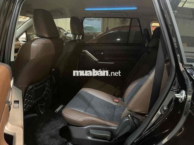 Toyota Innova Cross 2025 - 4600 km