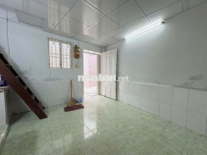 CHO THUÊ NHÀ NGUYÊN CĂN, CÓ GÁC, GIÁ CẢ THƯƠNG LƯỢNG - QUẬN PHÚ NHUẬN