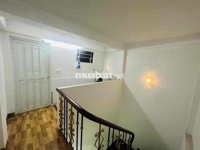 Chủ nhà cần bán căn tâm huyết lo việc cho gia đình( giá cả TL dc )