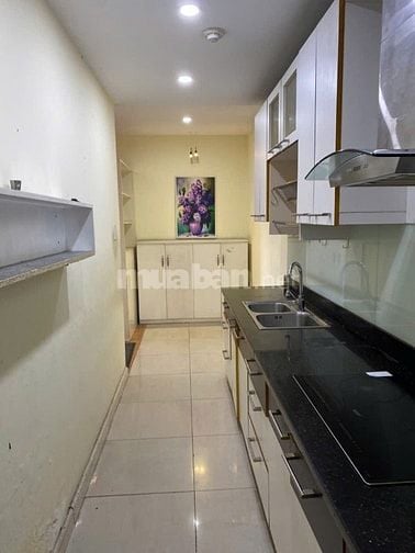 Cho thuê chung cư 115m2 Giá 16triệu. Hoàng Minh Giám, P.9, PN