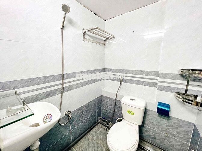 CHO THUÊ CĂN HỘ 1PN TÁCH BẾP CỬA SỔ TRỜI LỚN FULL NỘI THẤT GẦN 7 HIỀN