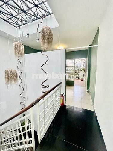 Nhà Mặt Tiền Đường Số 2 - Cư Xá Đô Thành - Quận 3 - Giá 10 Triệu