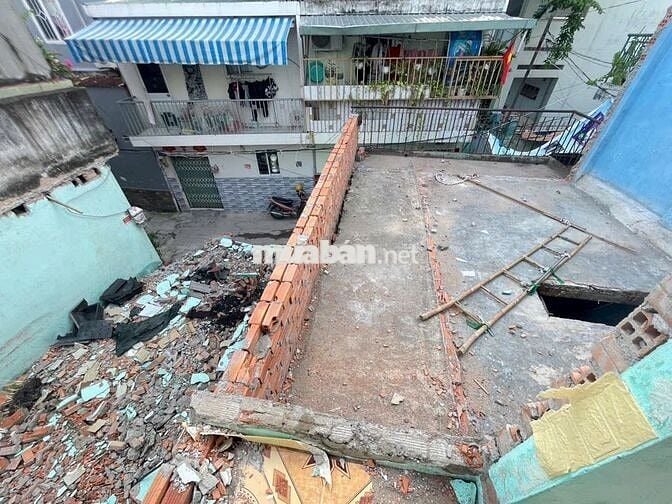 Nha t xây mới hoặc sửa chữa hiện trạng 1 trệt 1 lầu 54m2 giá Tl nhiều