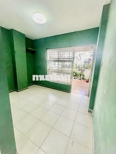 Nhà Mặt Tiền Đường Số 2 - Cư Xá Đô Thành - Quận 3 - Giá 10 Triệu