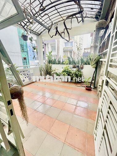 Nhà Mặt Tiền Đường Số 2 - Cư Xá Đô Thành - Quận 3 - Giá 10 Triệu