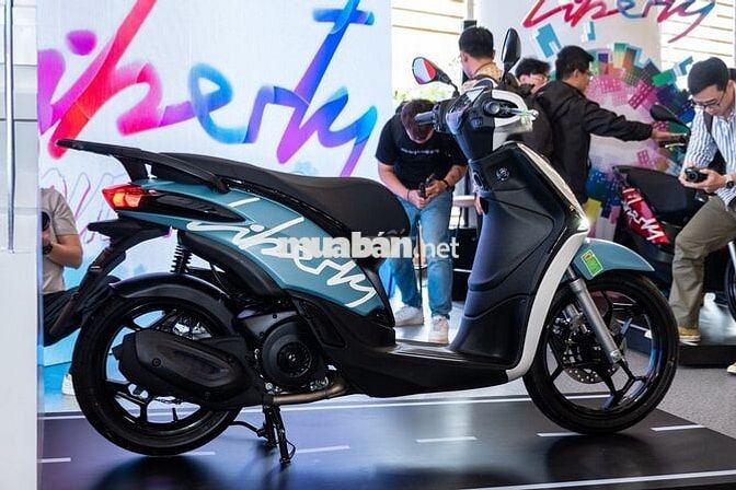 Piaggio Liberty 125 Z 2025-MỚI 100%-MÀU TRẮNG XANH