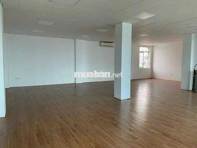 Cho thuê văn phòng 130m mặt tiền phố thiên hiền 16tr