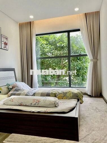 Brilliant , 160m2 , 3pn-1kho-3wc ,full nội thất cao cấp giá 28tr/tháng