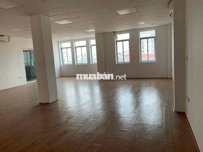 Cho thuê văn phòng 130m mặt tiền phố thiên hiền 16tr
