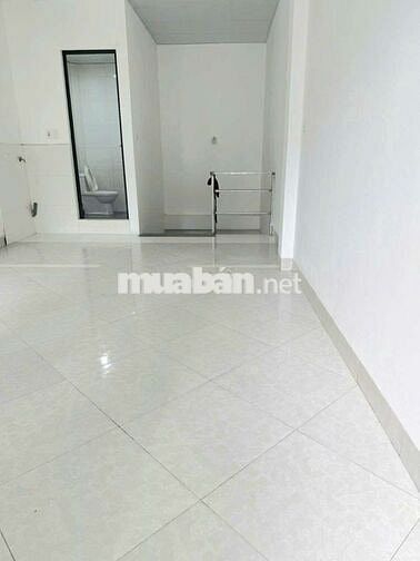 Cho thuê nhà riêng biệt tại ngõ 583 Vũ Tông Phan