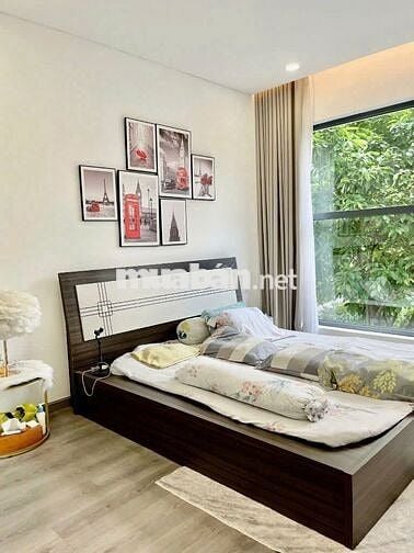Brilliant , 160m2 , 3pn-1kho-3wc ,full nội thất cao cấp giá 28tr/tháng