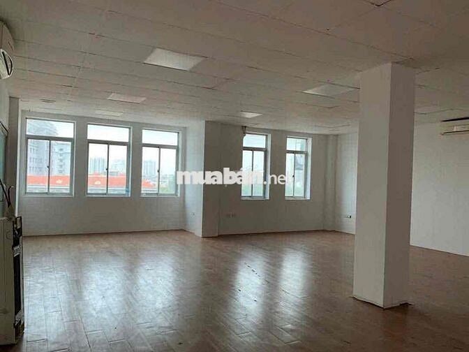 Cho thuê văn phòng 130m mặt tiền phố thiên hiền 16tr